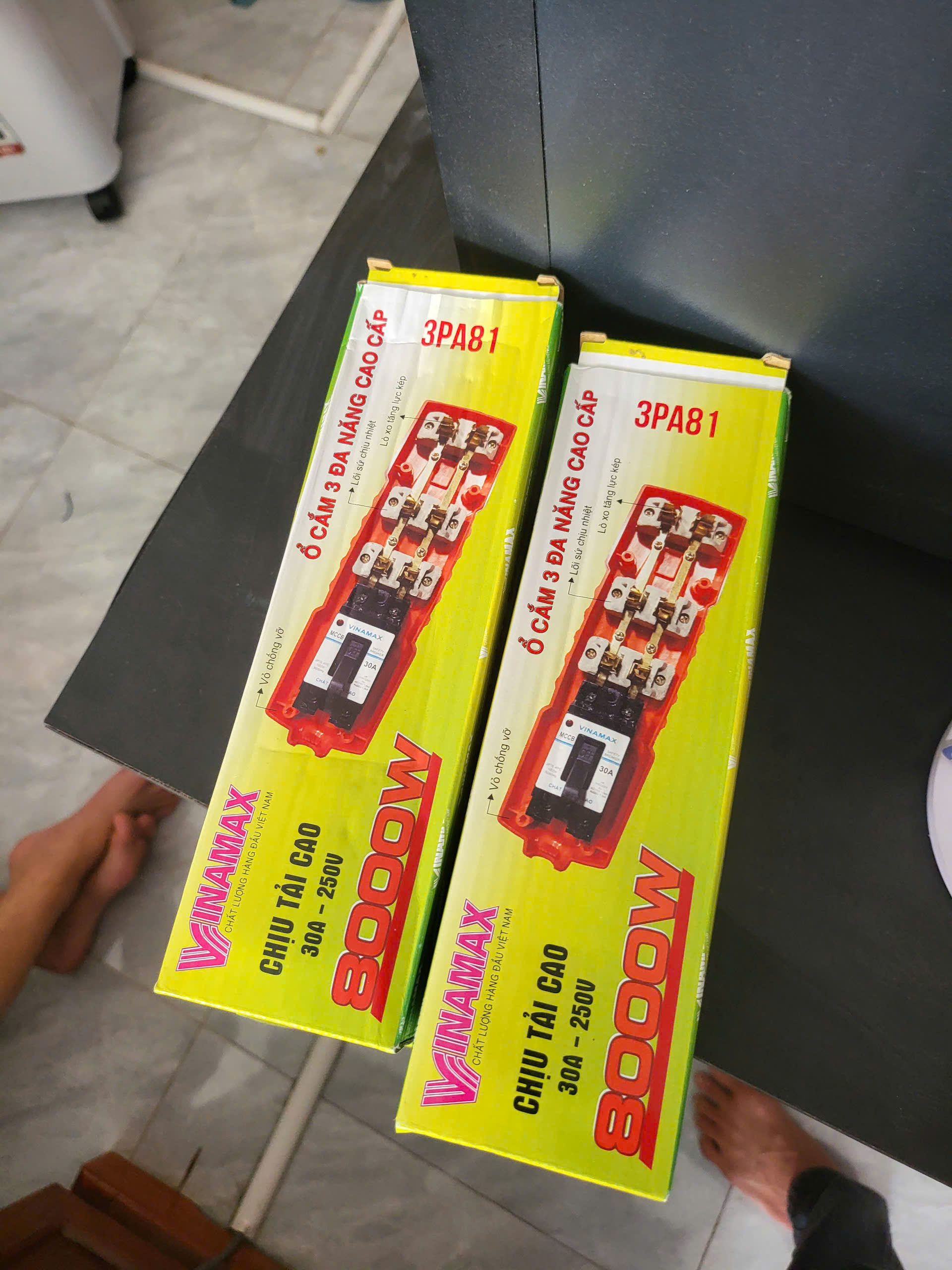 Ổ Cắm 3 Át Hạt Sứ Vinamax